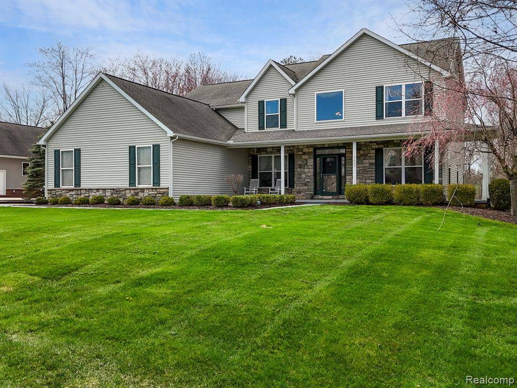 Howell, MI 48843,1657 WHITE CLIFF Drive