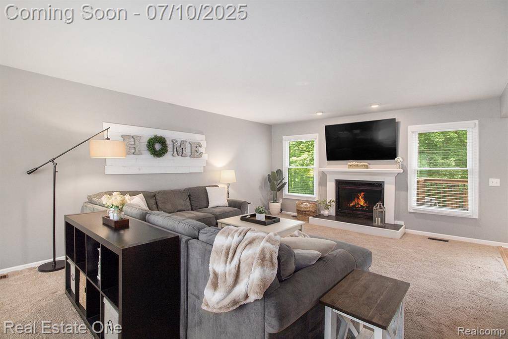 Milford, MI 48381,964 Abbey Lane