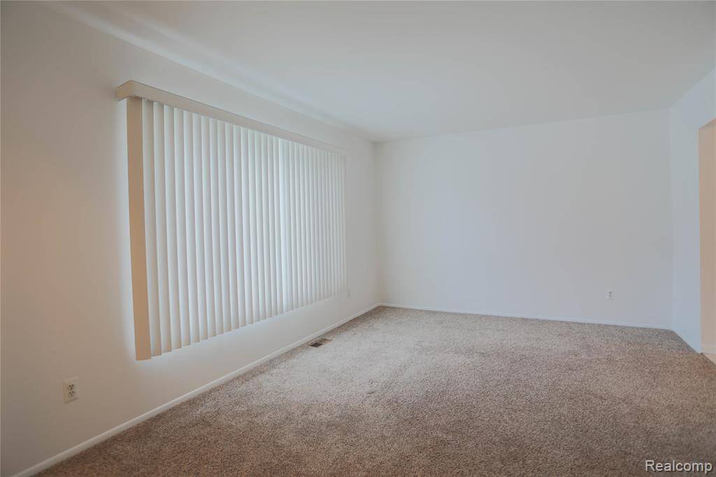 Saint Clair Shores, MI 48081,20720 Meier Road