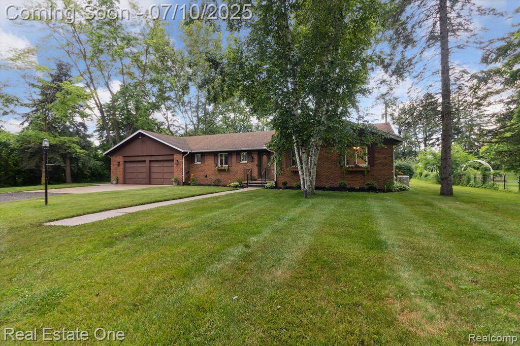 Milford, MI 48381,3920 Childs Lake Road