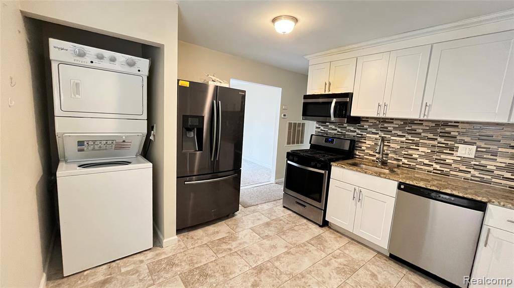 Madison Heights, MI 48071,27846 Hampden Street