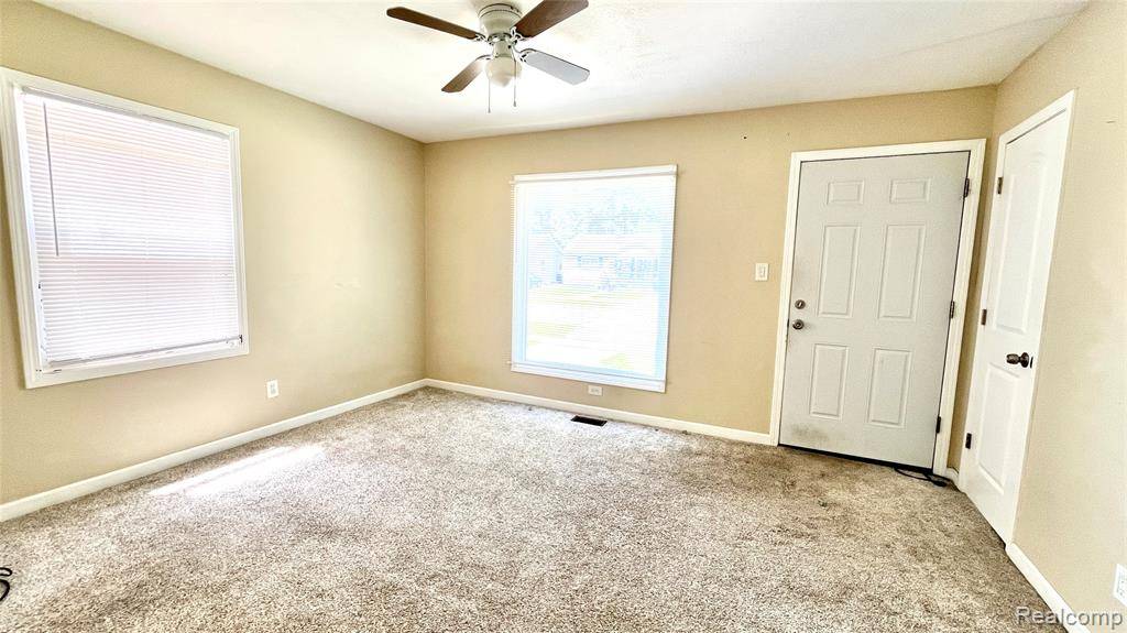 Madison Heights, MI 48071,27846 Hampden Street
