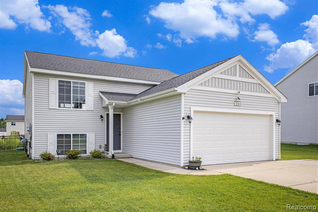 Howell, MI 48843,1214 Kenny Brook Lane