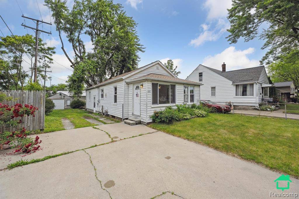 Ypsilanti, MI 48198,823 Hawthorne Avenue