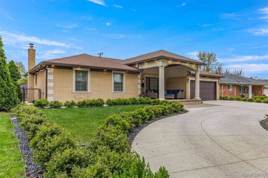 Dearborn Heights, MI 48127,2051 N Gulley Road