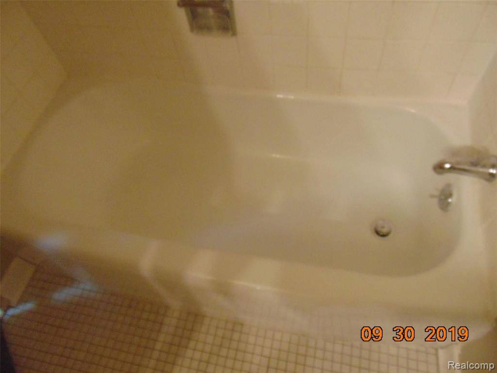 Dearborn, MI 48124,22700 GARRISON Street