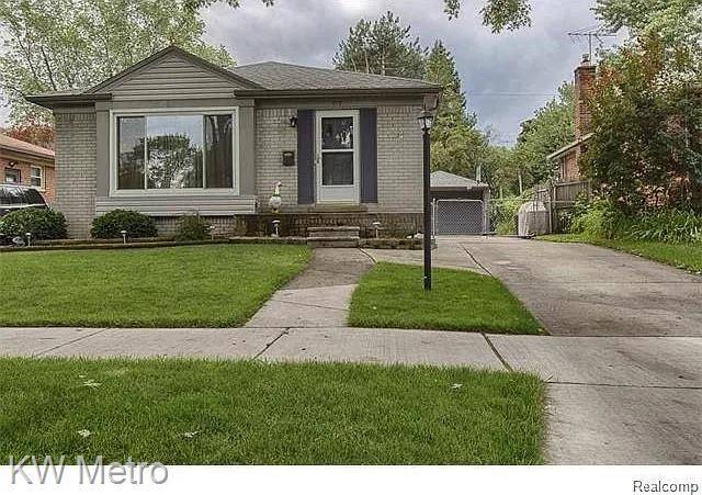 Clawson, MI,173 Elmsford Drive