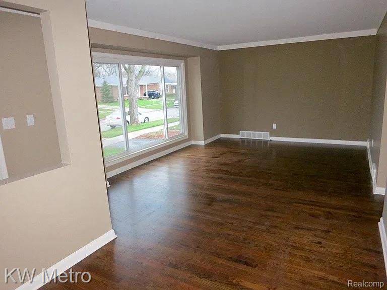Clawson, MI,173 Elmsford Drive