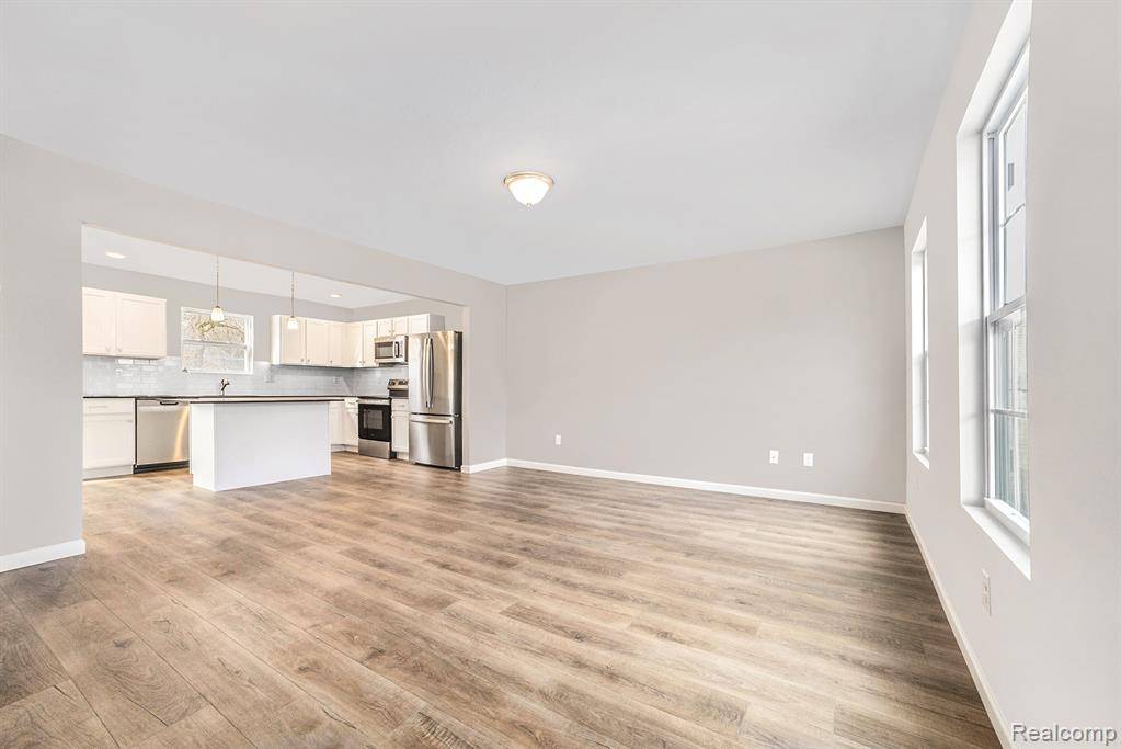 Blissfield, MI 49228,202 Kingsberry Drive