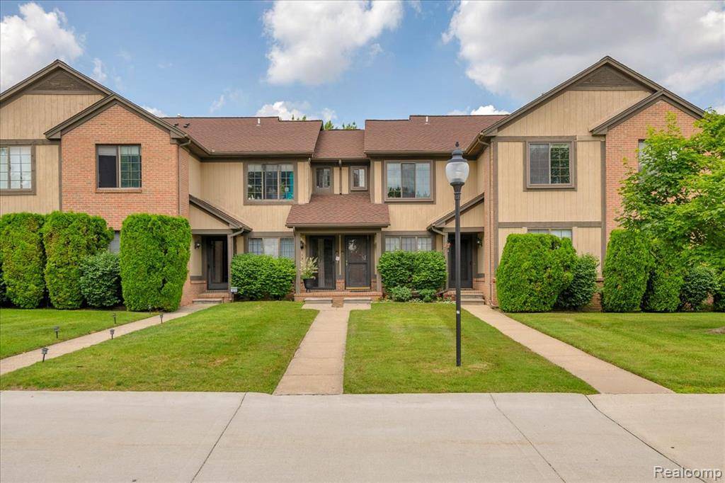 Commerce Twp, MI 48307,1574 Meadow Side Drive