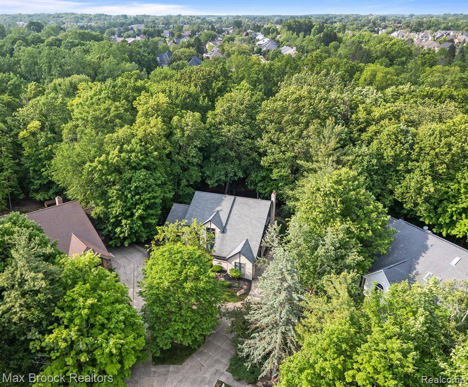 West Bloomfield, MI,6224 Bromley Court