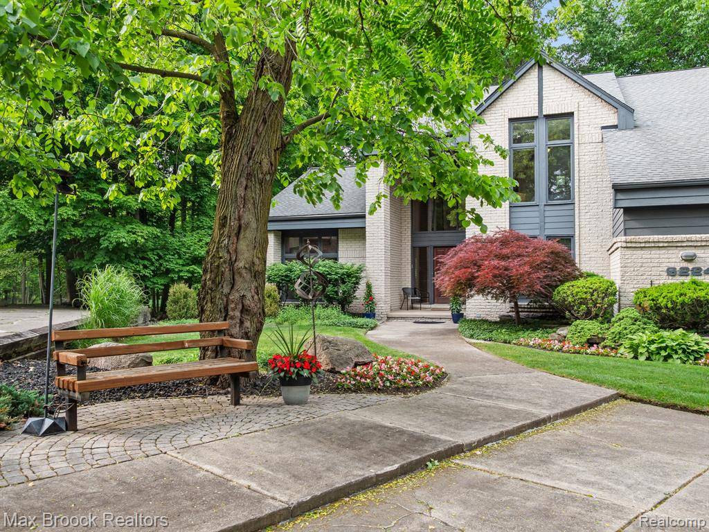 West Bloomfield, MI,6224 Bromley Court