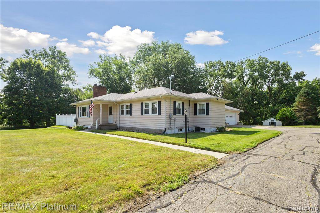 Stockbridge, MI 49285,5001 Dexter Trail Road
