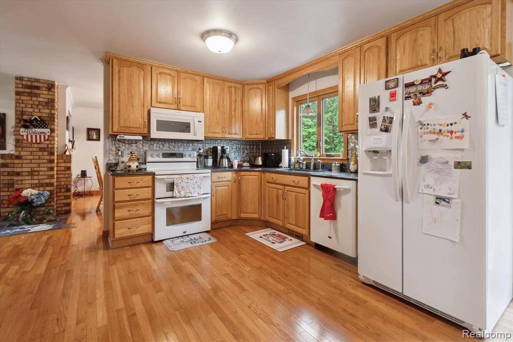 Mayville Vlg, MI 48744,2057 W Brown Road