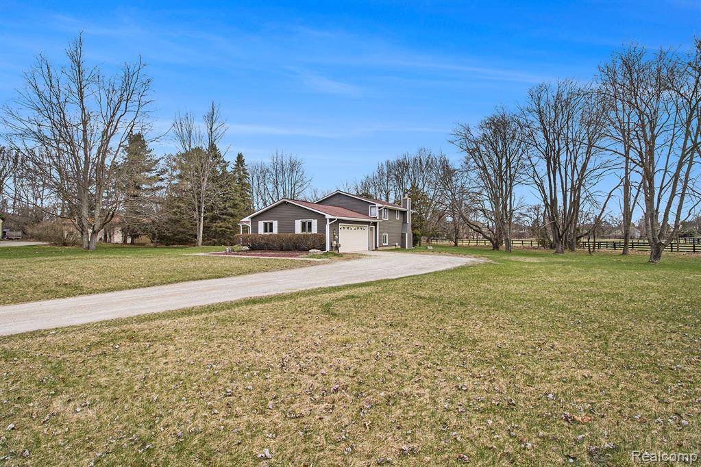 Milford, MI 48380,1101 Shotey Court