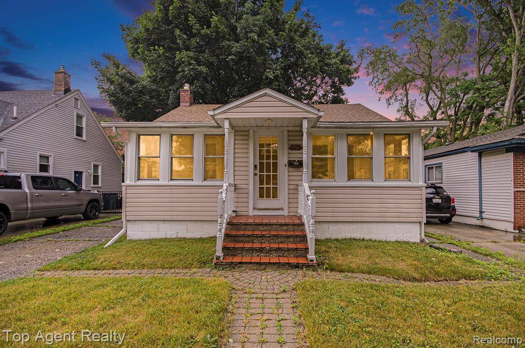 Royal Oak, MI 48067,525 Marlin Avenue