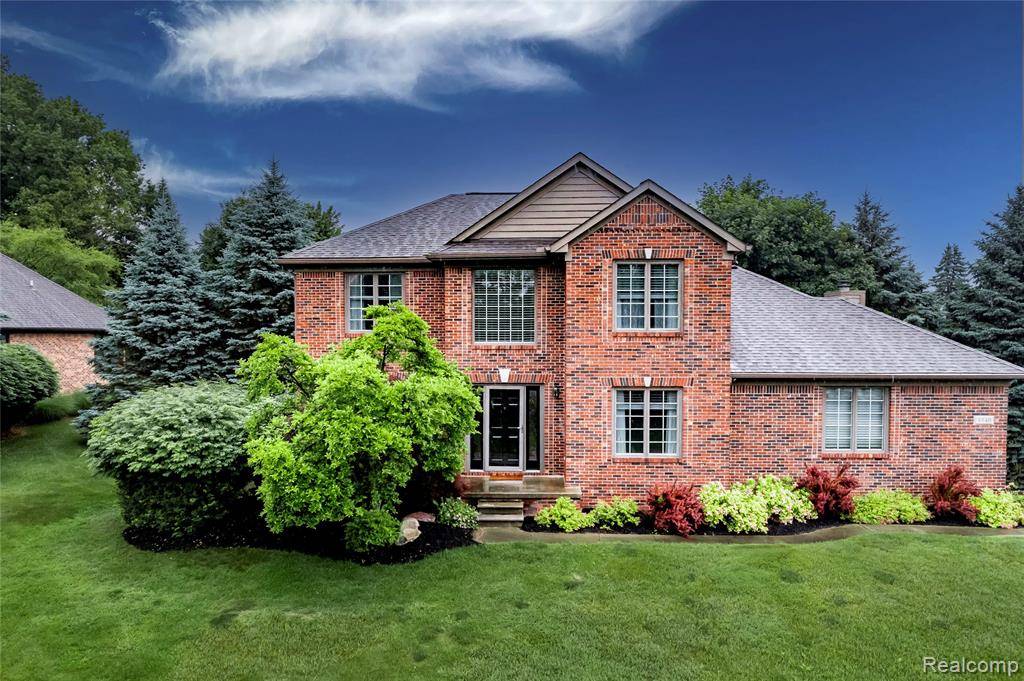 Clarkston, MI 48348,8140 Staghorn Trail