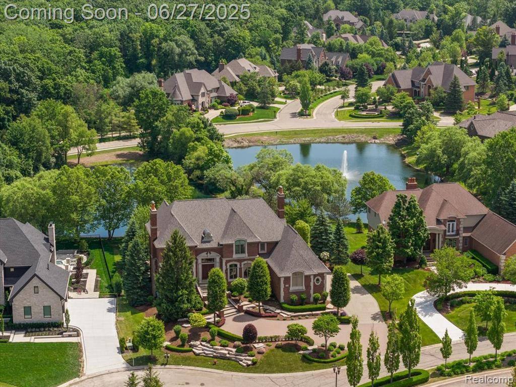 Rochester, MI 48306,2848 Croftshire Court
