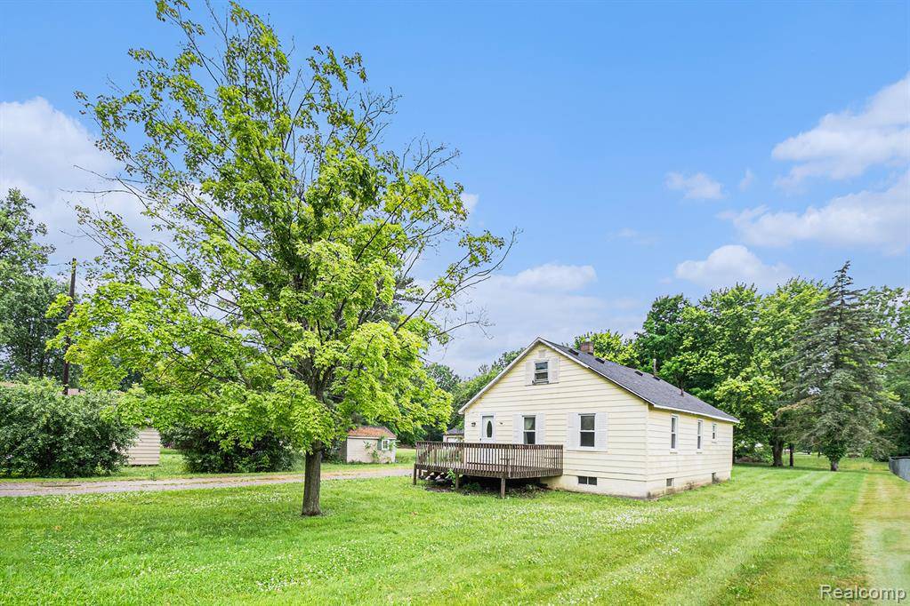 Burton, MI 48509,1106 S Vassar Road