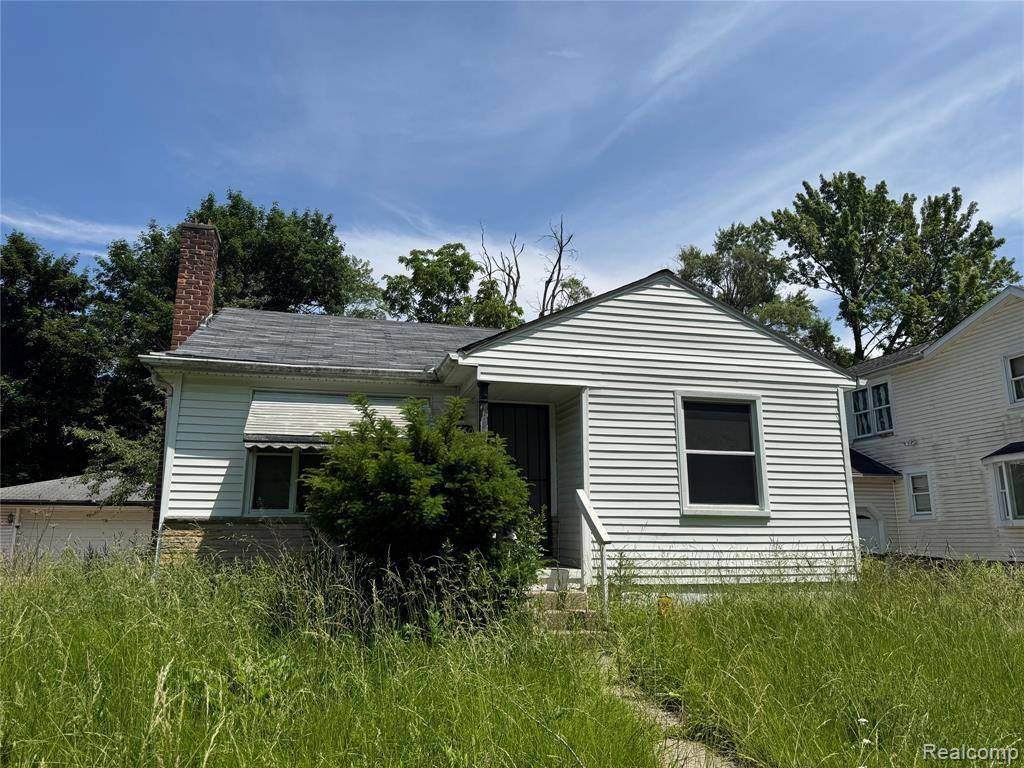 Detroit, MI 48219,17370 Stout Street
