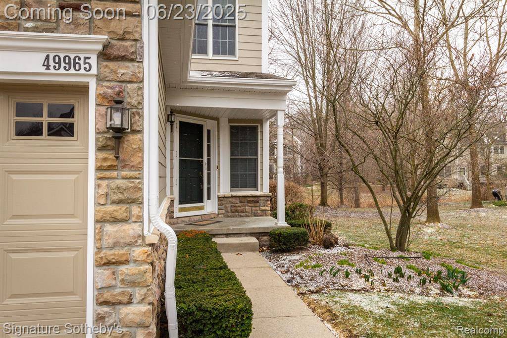 Novi, MI,49965 BLACKBERRY Trail