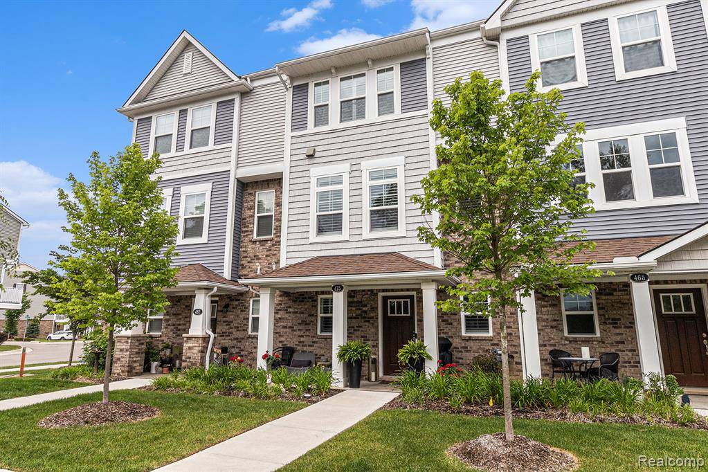 Brighton, MI 48116,475 Jenny Way