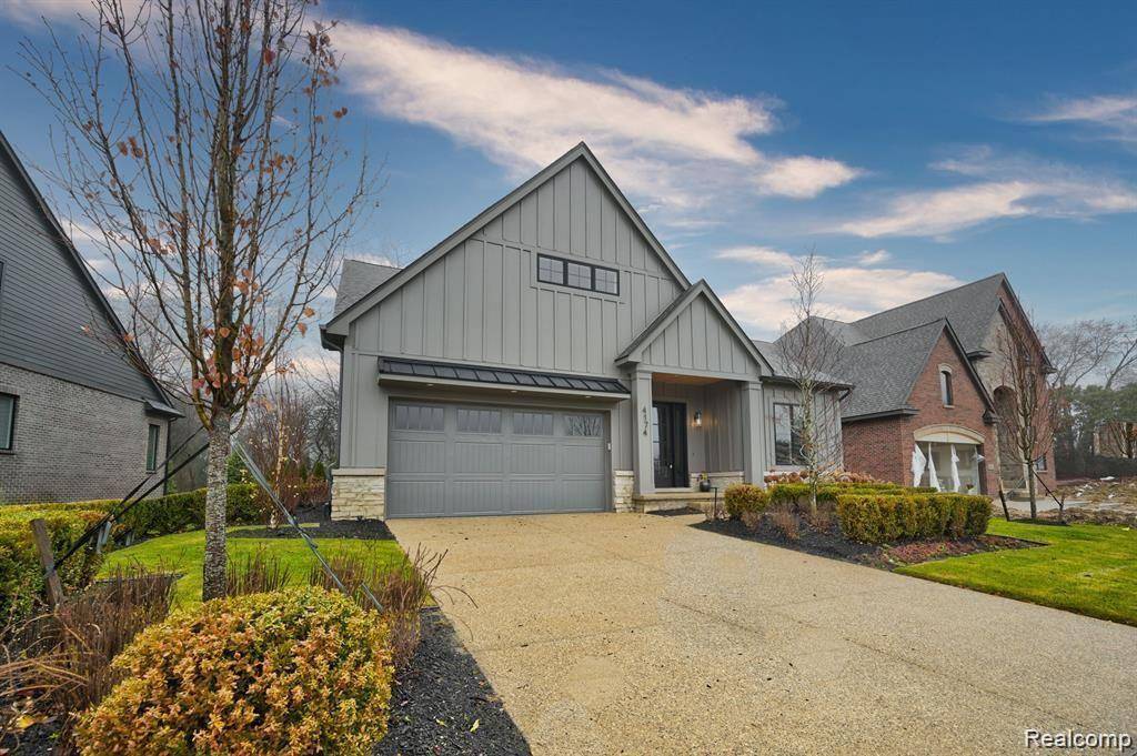 West Bloomfield, MI 48323,4174 PRESCOTT PARK Circle