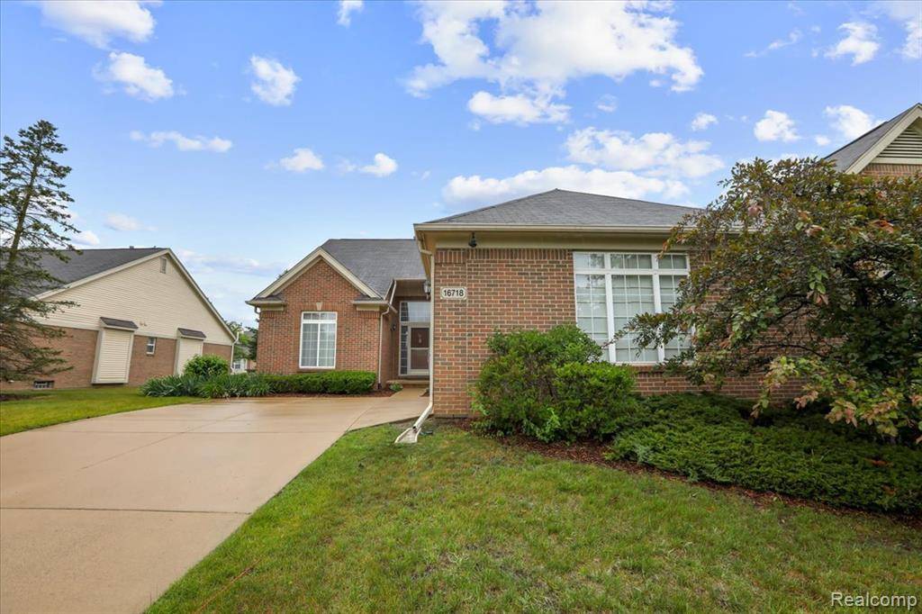 Northville, MI 48168,16718 Carriage Way