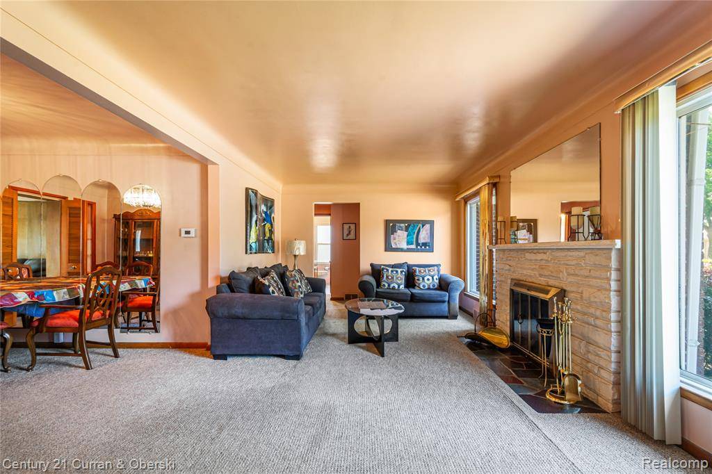Oak Park, MI 48237,24030 Dante Street