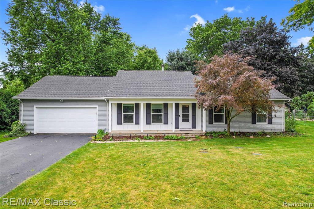 Novi, MI,24723 Glenda Street