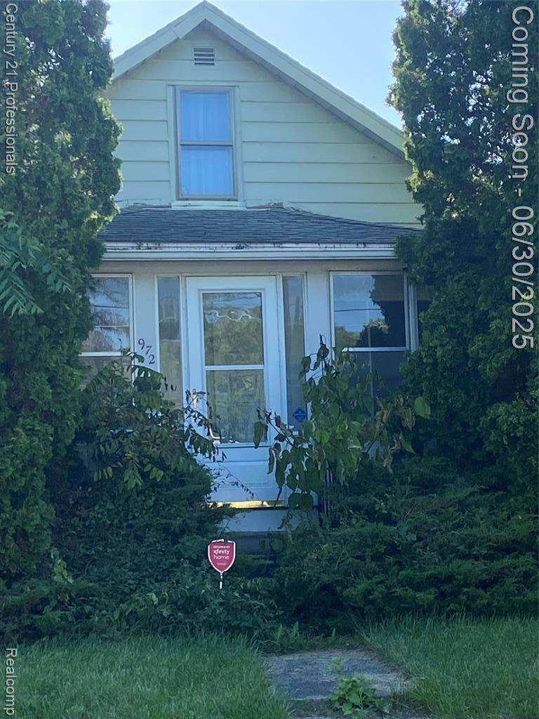 Flint, MI 48532,972 Tacken Street