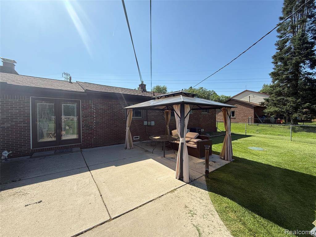 Shelby Twp, MI 48316,53240 Odilon Avenue