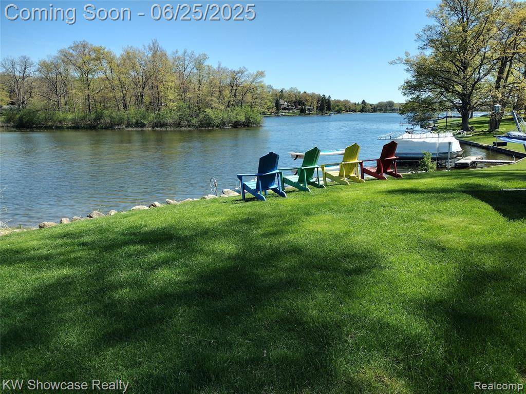 Waterford, MI 48329,6476 Andersonville Road