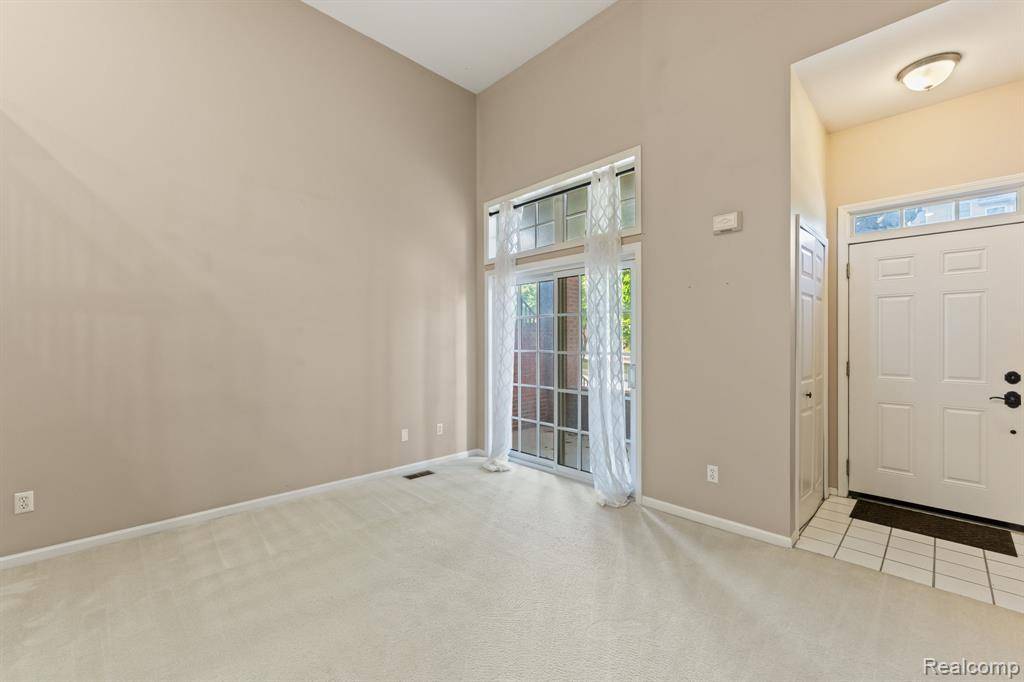 Auburn Hills, MI 48326,3919 Forester Boulevard