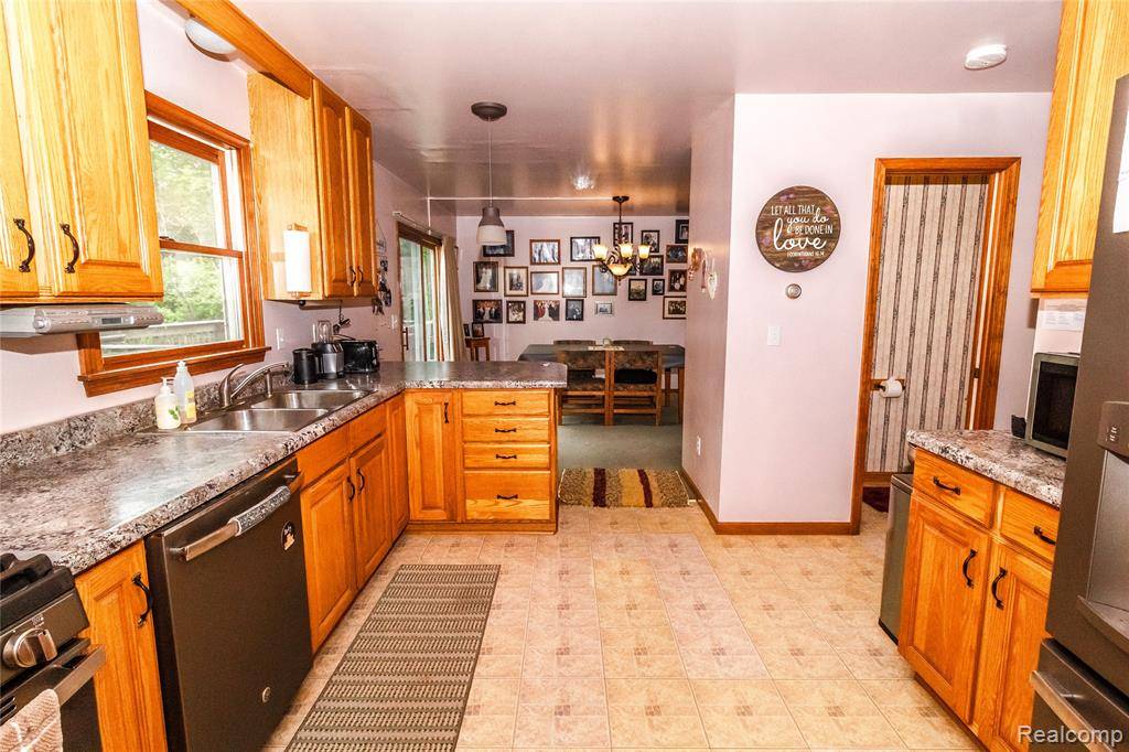 Columbiaville, MI 48421,4898 Mount Morris Road