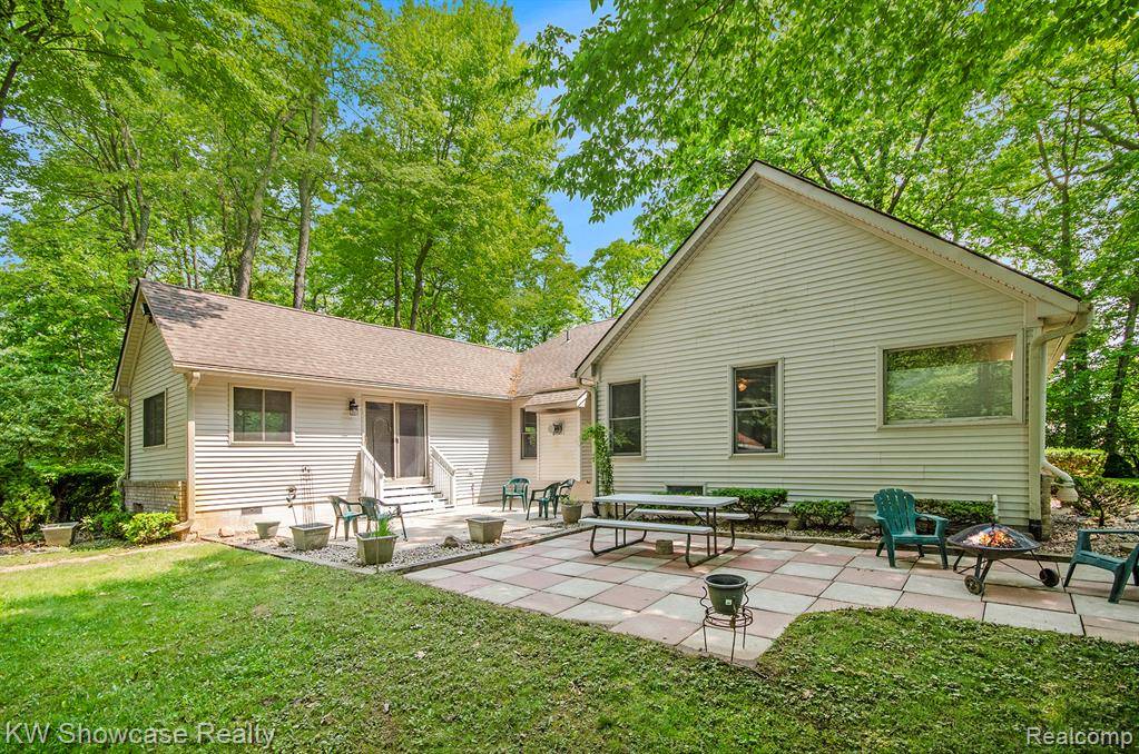 Commerce Twp, MI 48390,3675 S Commerce Road
