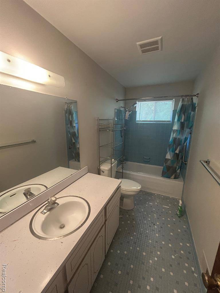Rochester Hills, MI 48307,3900 Orchard View Avenue