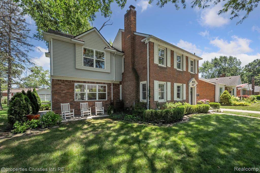 Livonia, MI 48150,9824 Arden Street