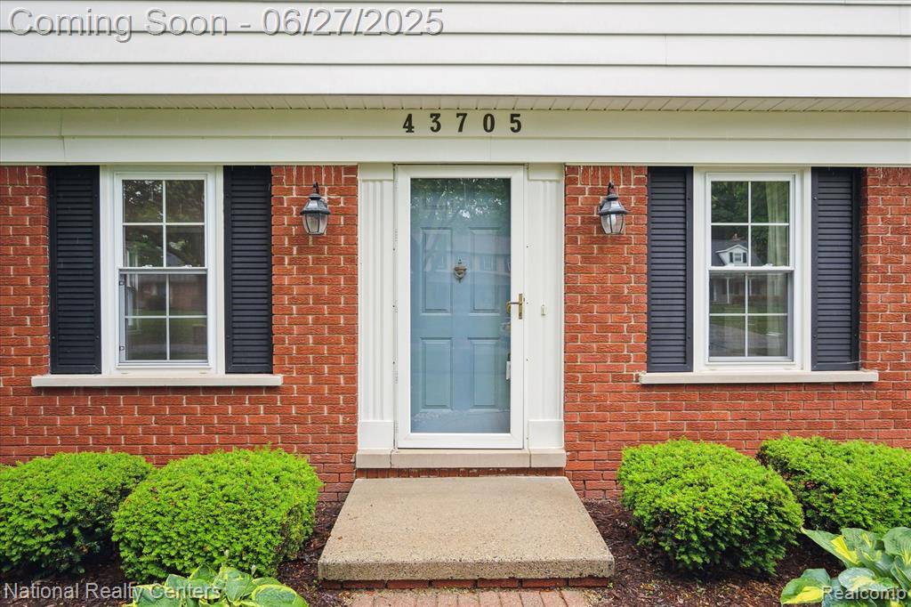 Northville, MI 48167,43705 Galway Drive