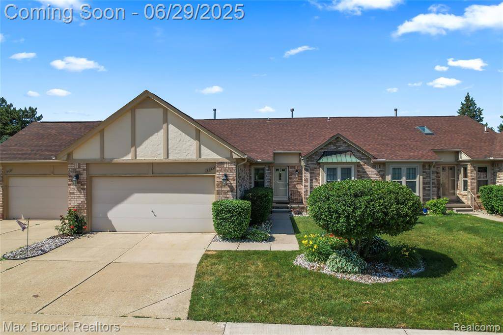 Clinton Twp, MI 48038,15653 Heather Ridge Trail