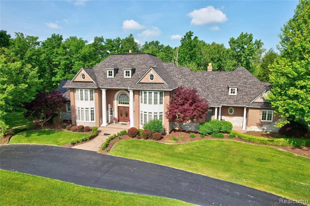 Grand Blanc, MI 48439,8356 Misty Meadows