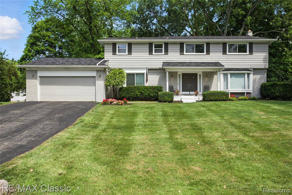 West Bloomfield, MI,7027 Beverly Crest Drive