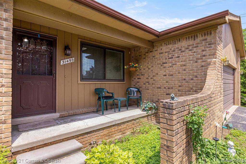 Farmington Hills, MI 48336,31450 Orchard Brook Court