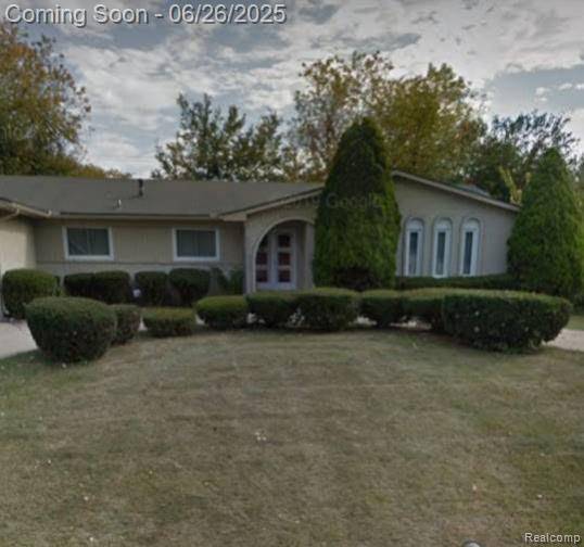 Waterford, MI 48328,689 Hogarth Avenue