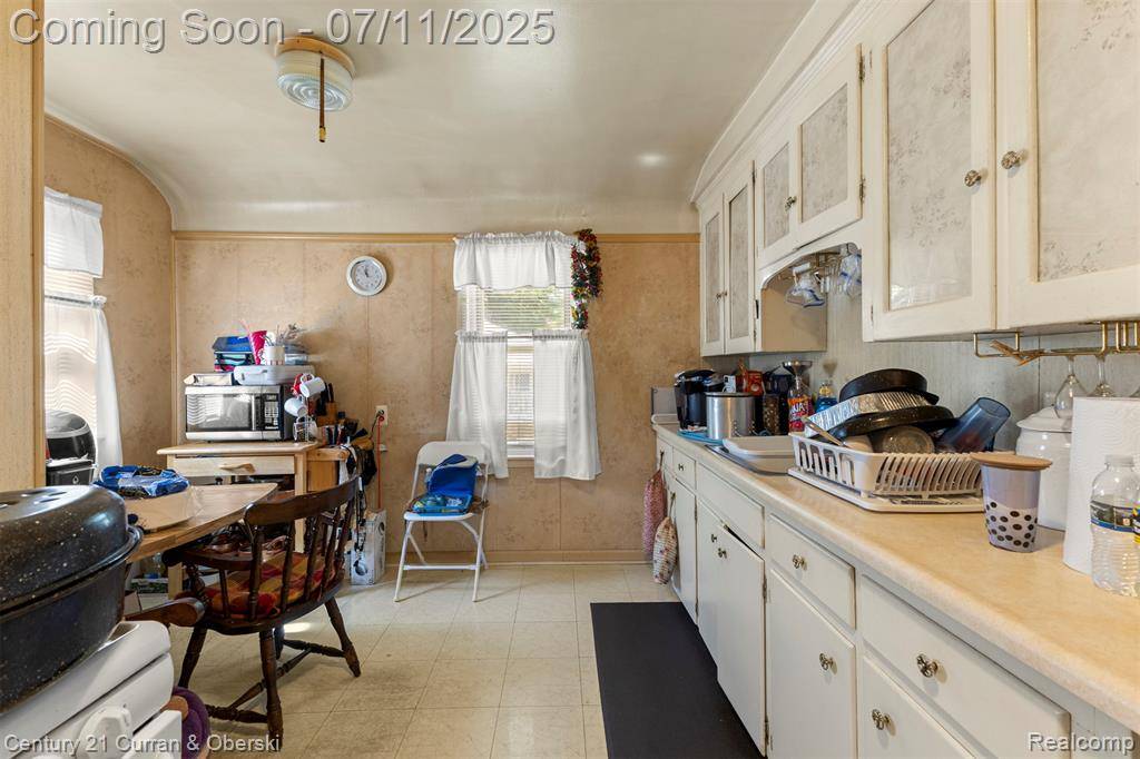 Lincoln Park, MI 48146,1773 Paris Avenue