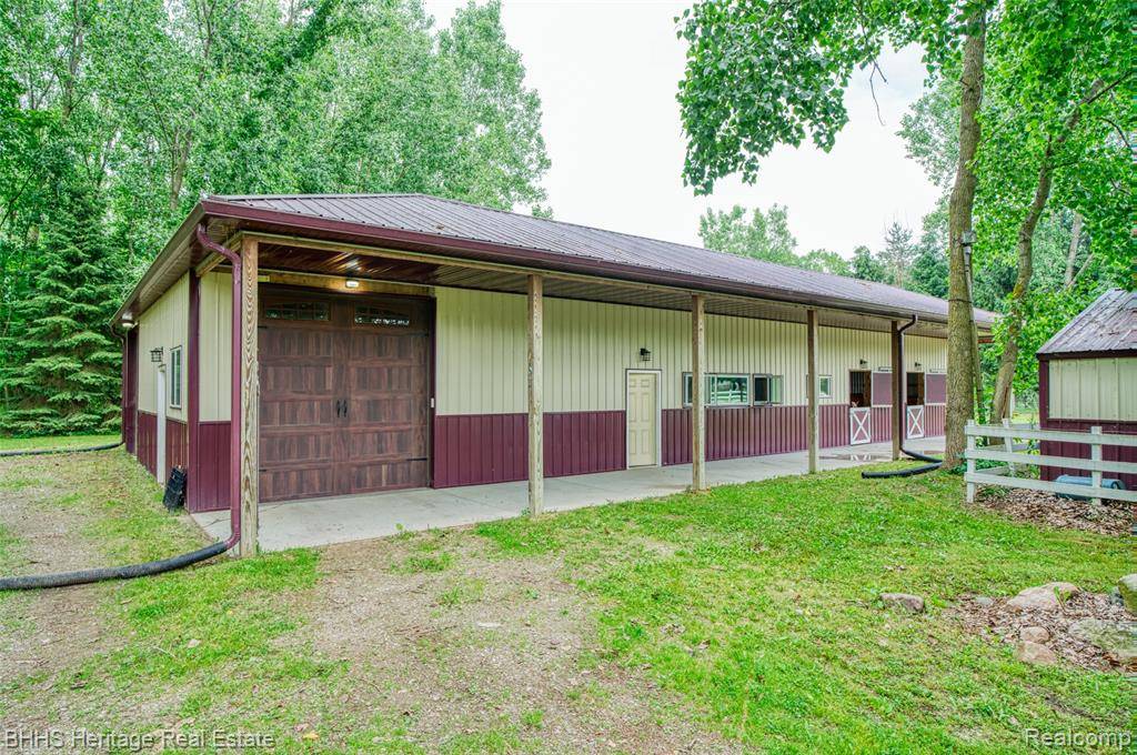 Fowlerville, MI 48836,6952 Sharpe Road