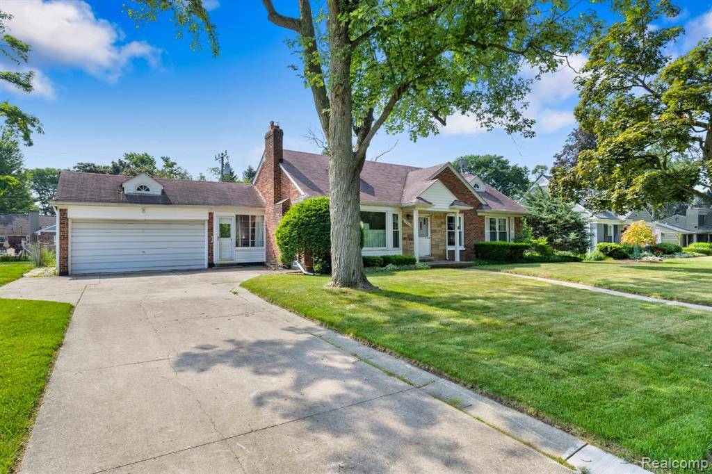 Beverly Hills, MI 48025,32086 Auburn Drive
