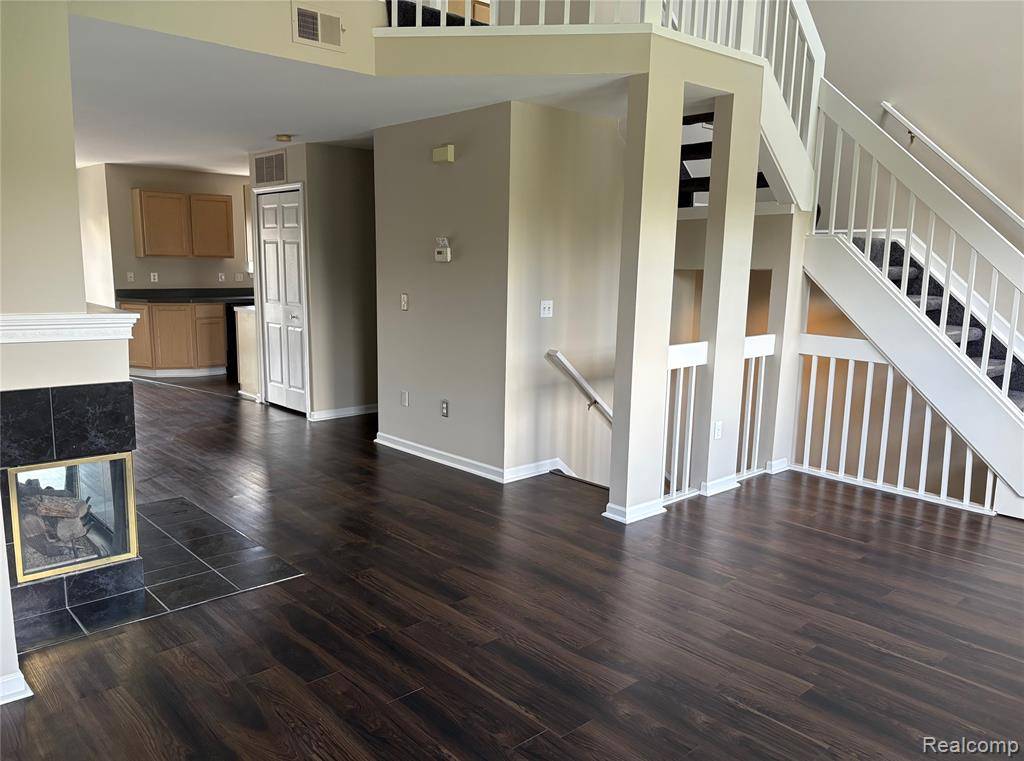 Royal Oak, MI 48067,1570 MARYLAND CLUB Drive