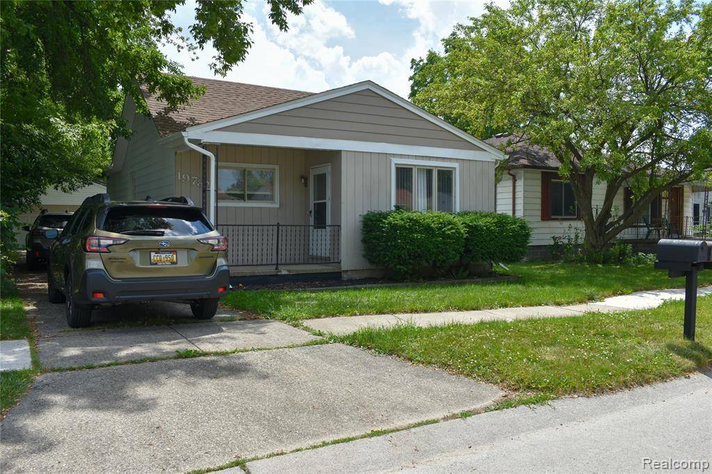 Sterling Heights, MI 48035,19782 Nicke Street