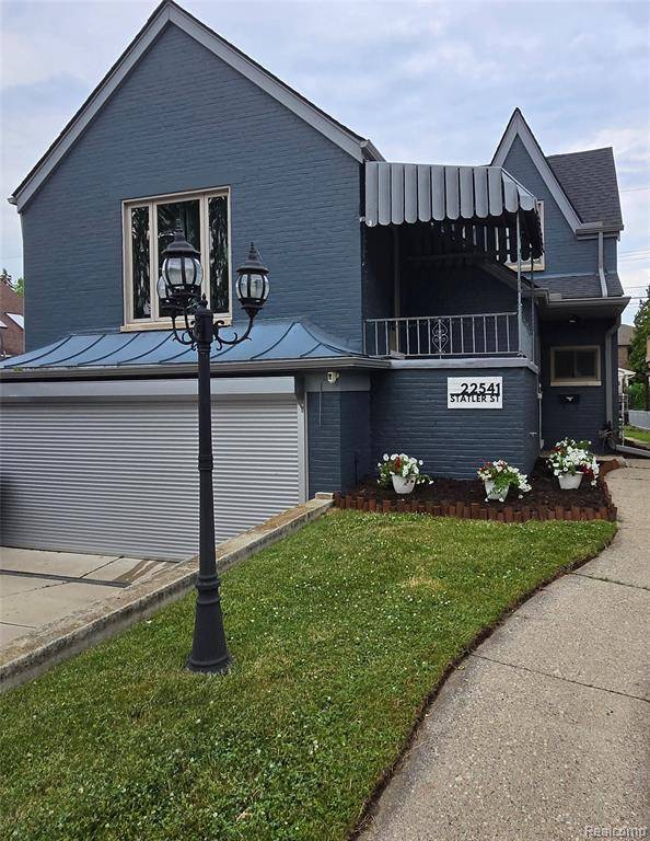 Saint Clair Shores, MI 48081,22541 Statler Street